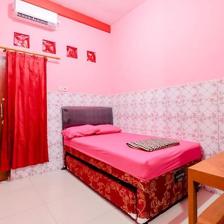 Pondok Baneytha Yogyakarta Exteriör bild
